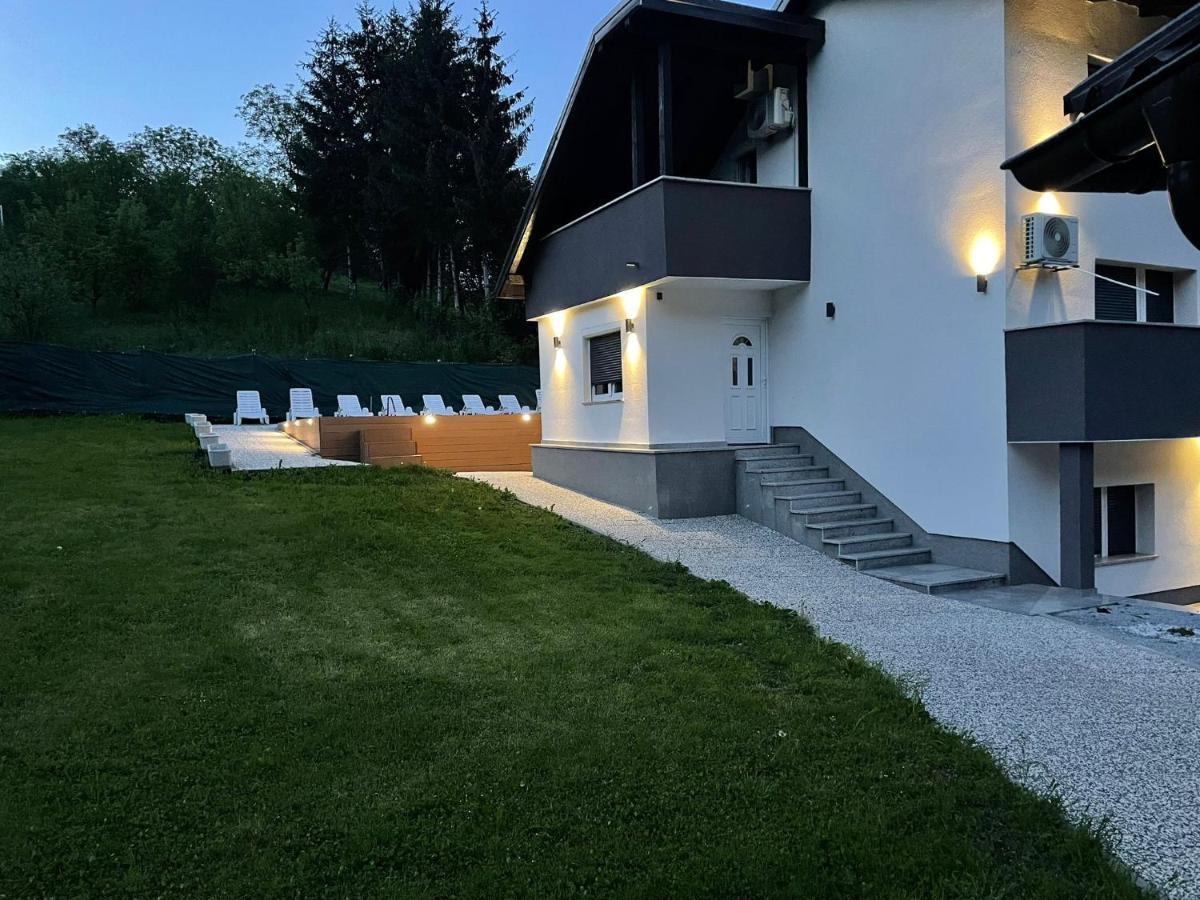 Vila S Bazenom Deluxe - Gti Zagreb Eksteriør billede